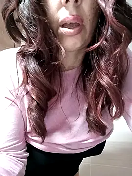 bambolina sexy1985 online show from April 22, 2026, 8:43 pm