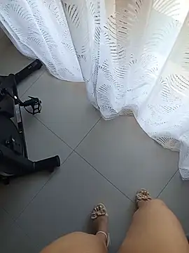 bambolina sexy1985 online show from July 10, 2026, 10:29 am