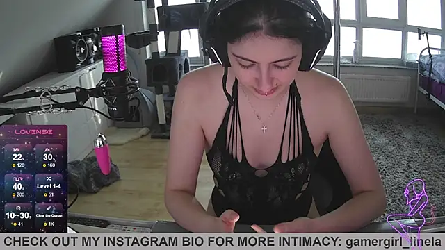 Gamergirl-Linela online show from October 8, 2025, 3:31 pm