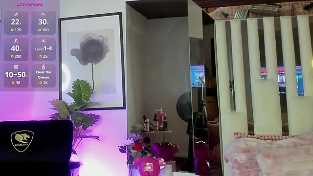 Cloee Rainbow1 online show from September 16, 2025, 12:06 pm