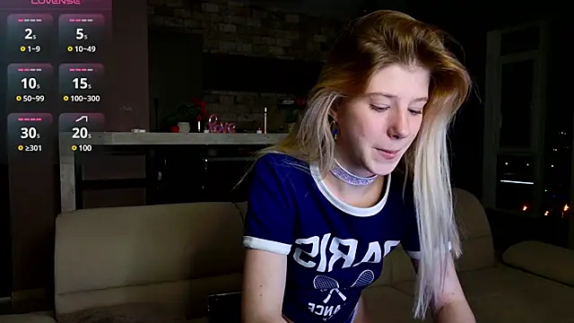 Snapshot of Bella_amory chatting on March 21, 2025, 7:57 pm Bella amory online show from March 21, 2025, 7:57 pm