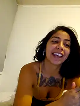 MaiPandora online show from February 17, 2025, 4:53 am