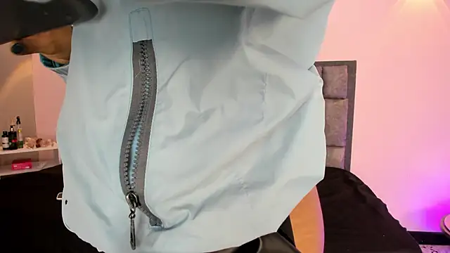 AdelaLust online show from March 28, 2026, 11:04 pm