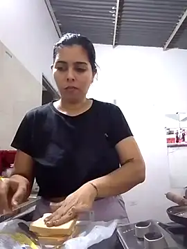 yess Hotnurse online show from March 1, 2025, 2:04 am