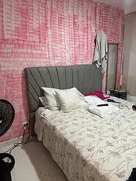 Tana latin online show from January 12, 2026, 11:32 pm