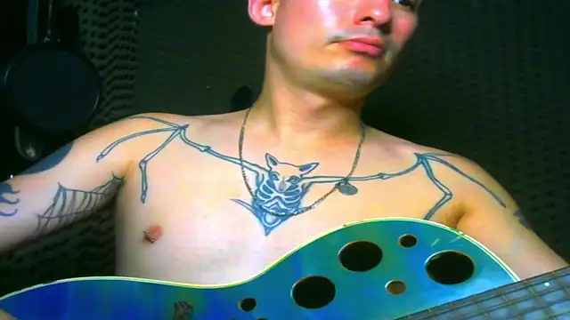 vampireathome online show from March 17, 2025, 4:40 am