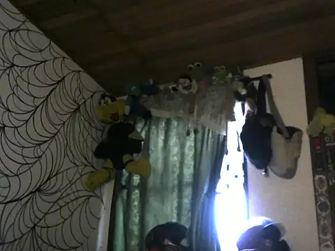 vampireathome online show from April 20, 2026, 10:55 pm