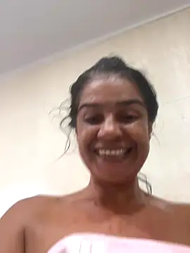 dulcecataliina online show from September 15, 2025, 6:19 pm