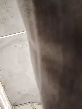 Snapshot of crazyfreaking chatting on February 6, 2025, 5:25 am crazyfreaking online show from February 6, 2025, 5:25 am