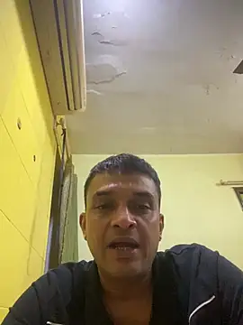 Snapshot of crazyfreaking chatting on February 6, 2025, 6:13 pm crazyfreaking online show from February 6, 2025, 6:13 pm