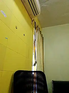 Snapshot of crazyfreaking chatting on February 10, 2025, 5:47 am crazyfreaking online show from February 10, 2025, 5:47 am