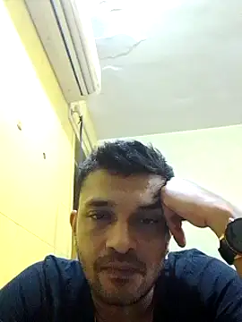 Snapshot of crazyfreaking chatting on February 13, 2025, 10:54 pm crazyfreaking online show from February 13, 2025, 10:54 pm