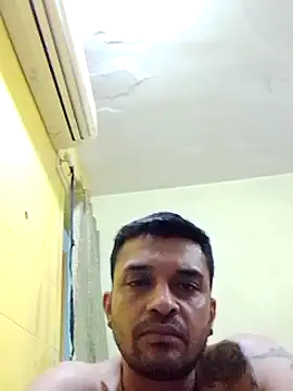 Snapshot of crazyfreaking chatting on February 15, 2025, 12:43 pm crazyfreaking online show from February 15, 2025, 12:43 pm