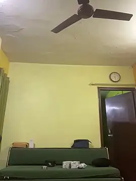 Snapshot of crazyfreaking chatting on February 15, 2025, 4:56 pm crazyfreaking online show from February 15, 2025, 4:56 pm