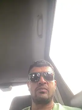 Snapshot of crazyfreaking chatting on February 19, 2025, 12:44 pm crazyfreaking online show from February 19, 2025, 12:44 pm