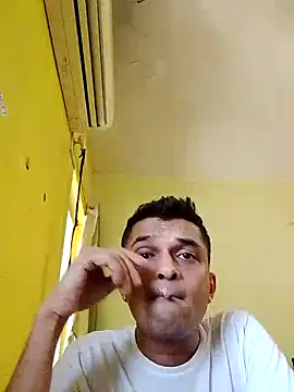 Snapshot of crazyfreaking chatting on February 24, 2025, 10:59 am crazyfreaking online show from February 24, 2025, 10:59 am