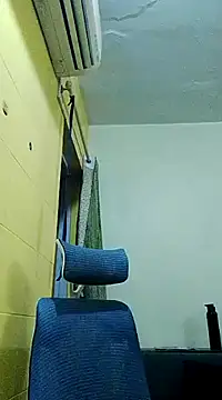 Snapshot of crazyfreaking chatting on March 17, 2025, 6:42 pm crazyfreaking online show from March 17, 2025, 6:42 pm