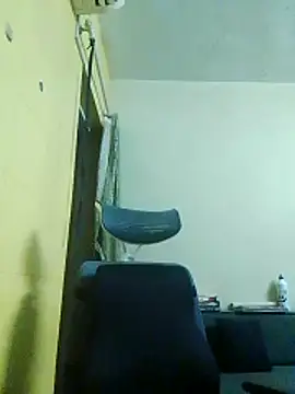 Snapshot of crazyfreaking chatting on October 26, 2025, 8:04 pm crazyfreaking online show from October 26, 2025, 8:04 pm