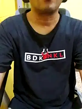 Snapshot of crazyfreaking chatting on January 5, 2026, 6:11 pm crazyfreaking online show from January 5, 2026, 6:11 pm