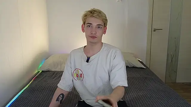 Julian wins online show from April 22, 2026, 12:02 am