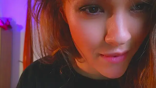 DemiDee online show from December 10, 2024, 2:39 pm