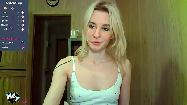 Caramel piegirl online show from March 13, 2025, 7:39 pm