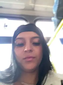 Dulce  Boyd online show from December 3, 2025, 1:31 pm