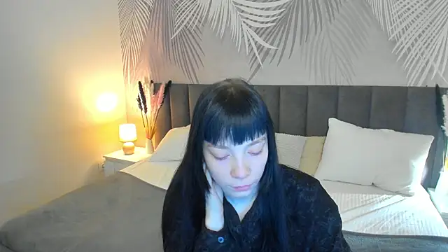 SkinyJoyce online show from March 1, 2025, 2:04 am