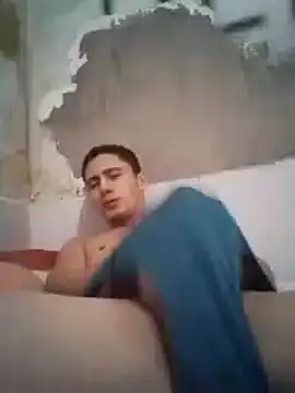 shuelldin online show from March 21, 2025, 4:51 pm