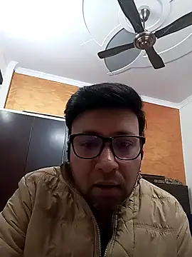 innocentboy1987 online show from February 13, 2025, 7:56 am