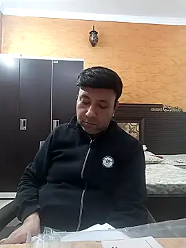 innocentboy1987 online show from February 20, 2026, 7:21 am