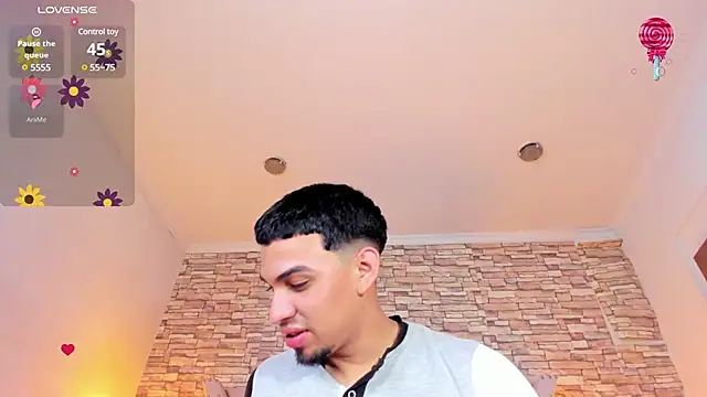 Miagael Pervert online show from February 11, 2025, 7:23 am