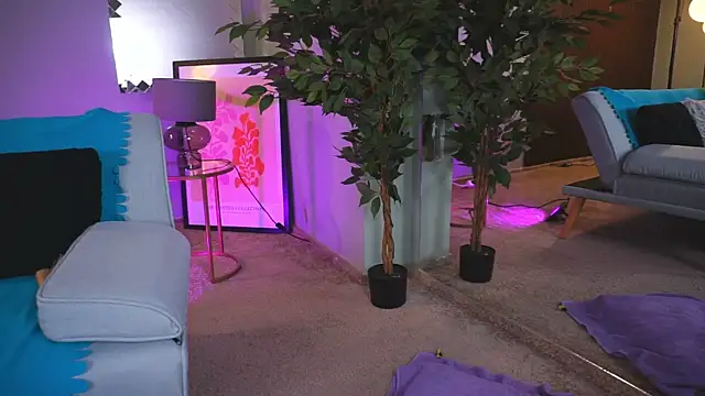 Dolce Tentacion online show from February 18, 2025, 11:22 am