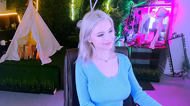 LeonaStane online show from February 14, 2025, 3:11 am