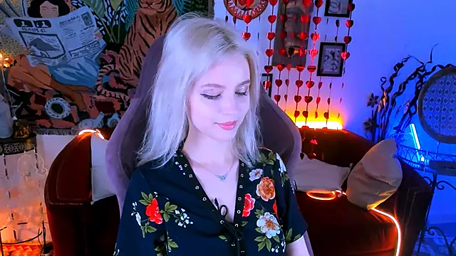 LeonaStane online show from February 21, 2025, 4:59 pm