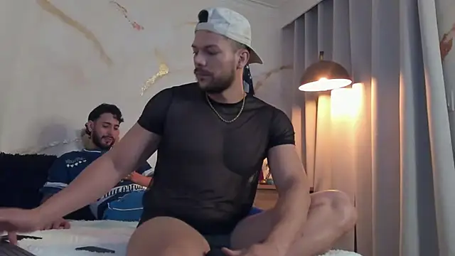 Snapshot of bakersboyssexys chatting on January 19, 2026, 12:03 am bakersboyssexys online show from January 19, 2026, 12:03 am