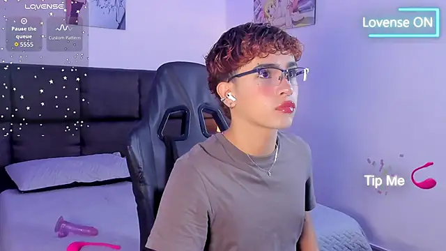 Aiiden 15 online show from September 23, 2025, 12:30 pm