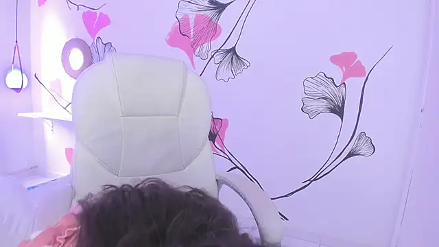 Isabela Fiorelli online show from March 1, 2025, 6:32 pm