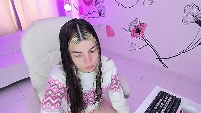 Isabela Fiorelli online show from October 10, 2025, 2:05 pm