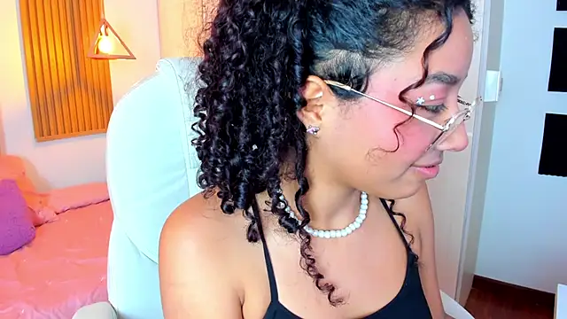 im morgann online show from February 22, 2025, 7:14 pm