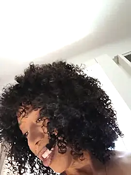 Snapshot of dianagolley420 chatting on March 27, 2026, 2:50 pm dianagolley420 online show from March 27, 2026, 2:50 pm