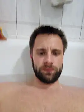 ademandjulia online show from April 21, 2026, 8:12 pm