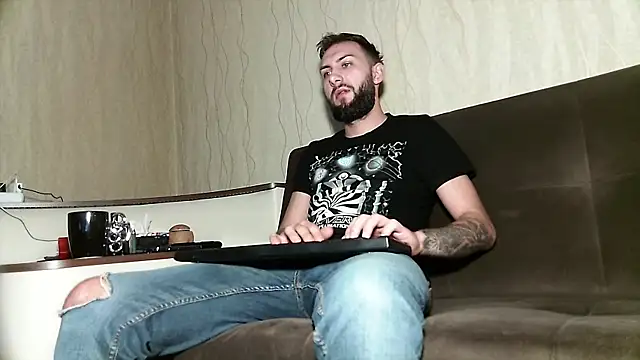 Snapshot of JamieNoxus chatting on March 2, 2025, 10:56 am JamieNoxus online show from March 2, 2025, 10:56 am