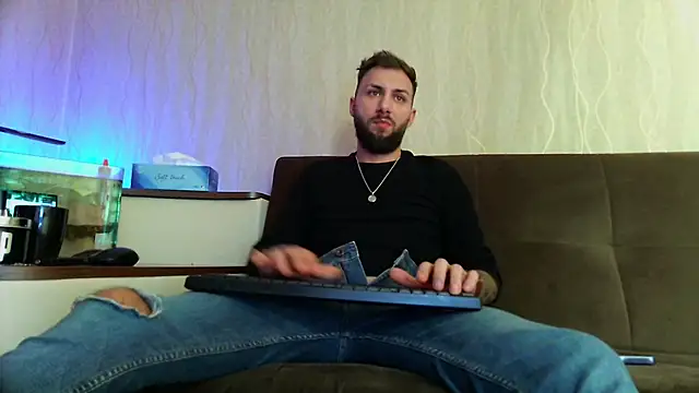 Snapshot of JamieNoxus chatting on March 11, 2025, 11:44 am JamieNoxus online show from March 11, 2025, 11:44 am