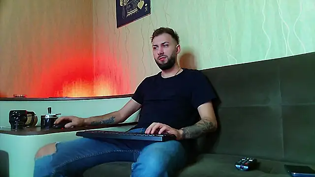 Snapshot of JamieNoxus chatting on March 16, 2025, 10:00 am JamieNoxus online show from March 16, 2025, 10:00 am