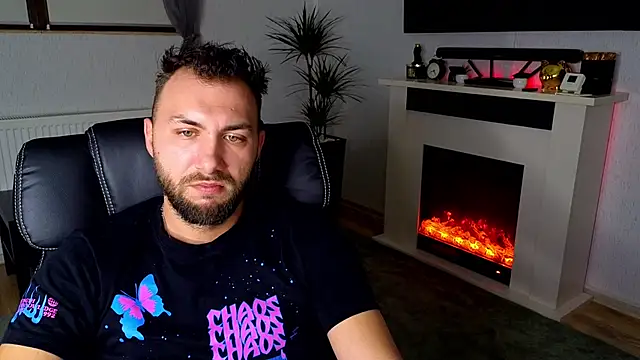 Snapshot of JamieNoxus chatting on November 25, 2025, 6:24 am JamieNoxus online show from November 25, 2025, 6:24 am