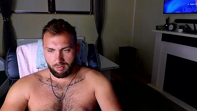 Snapshot of JamieNoxus chatting on June 17, 2026, 6:38 am JamieNoxus online show from June 17, 2026, 6:38 am