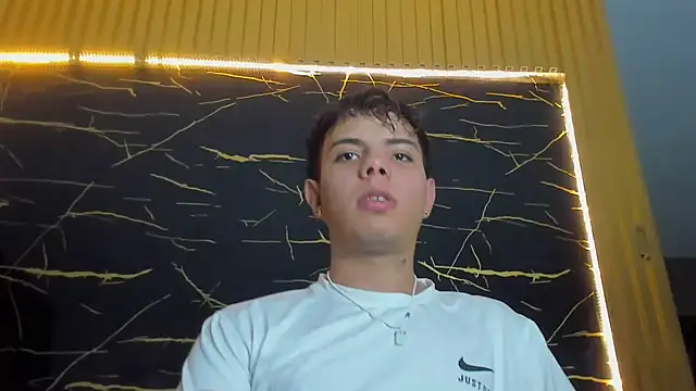 Alessandro 1610 online show from March 21, 2026, 3:00 am