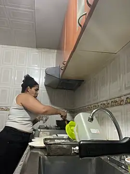 Carola-Ross online show from January 14, 2026, 1:55 am