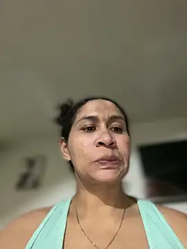 Carola-Ross online show from March 31, 2026, 11:16 pm